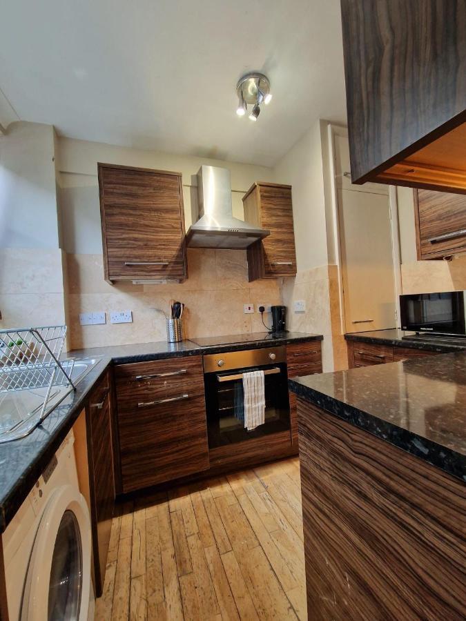 3 Bedrooms Flat Near Russell Square 런던 외부 사진
